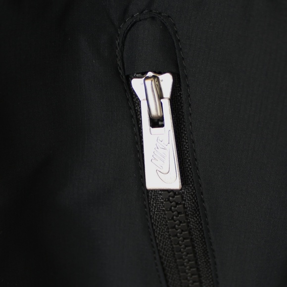 NWT Nike Wind Runner Jacket (Little Boys) | Sporty/Comfortable/Outdoor - Picture 7 of 7